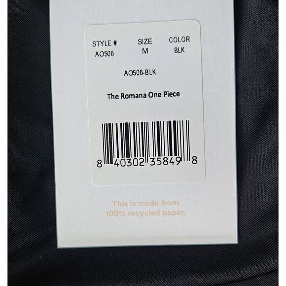 ANDIE Women's Swimsuit The Romana Black Smooth Front Rings Adjustable Straps NEW - Picture 4 of 9